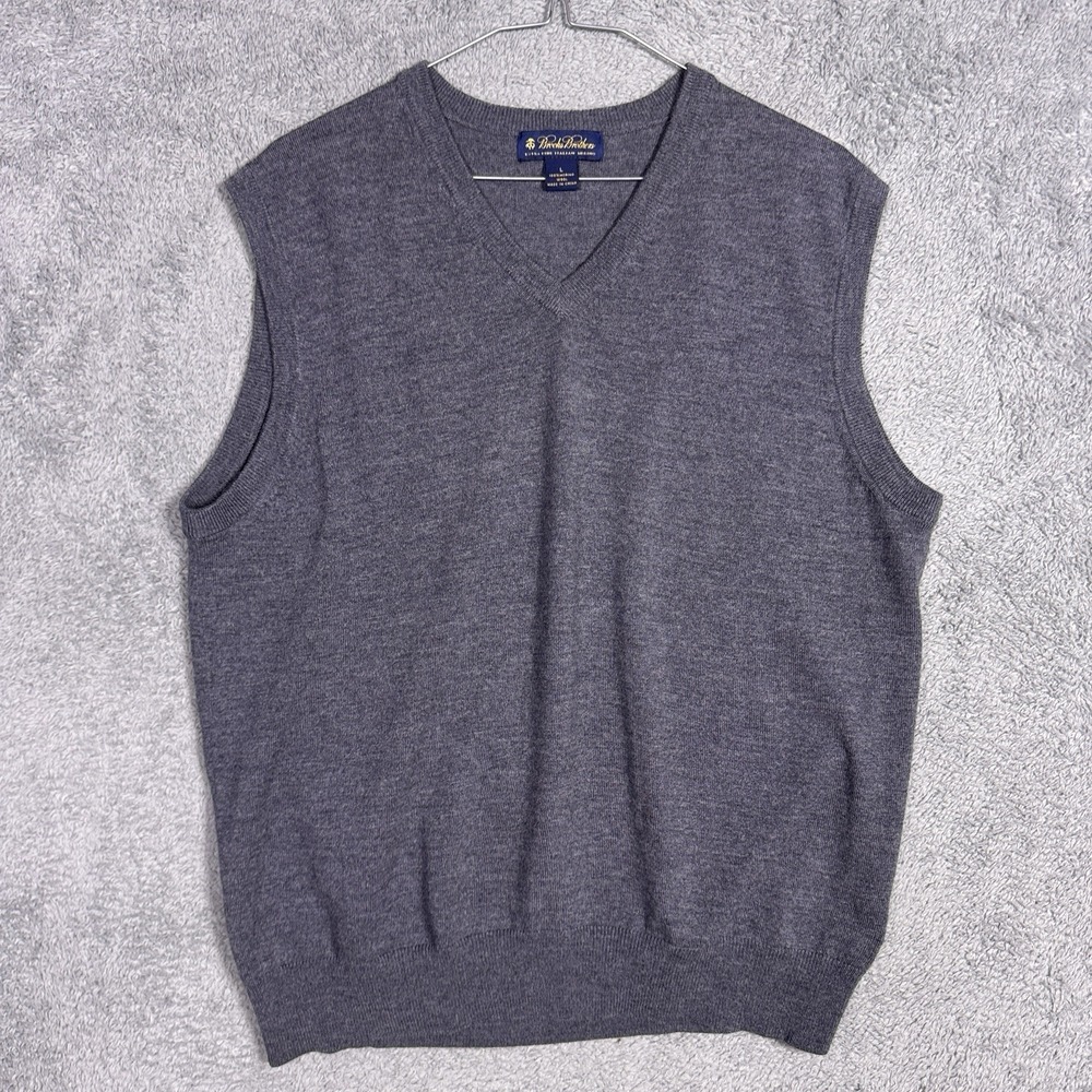Brooks Brothers Sweater Vest Mens L Extra Fine Italian Merino Wool V Neck Jumper